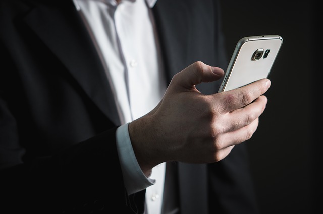 psaní sms